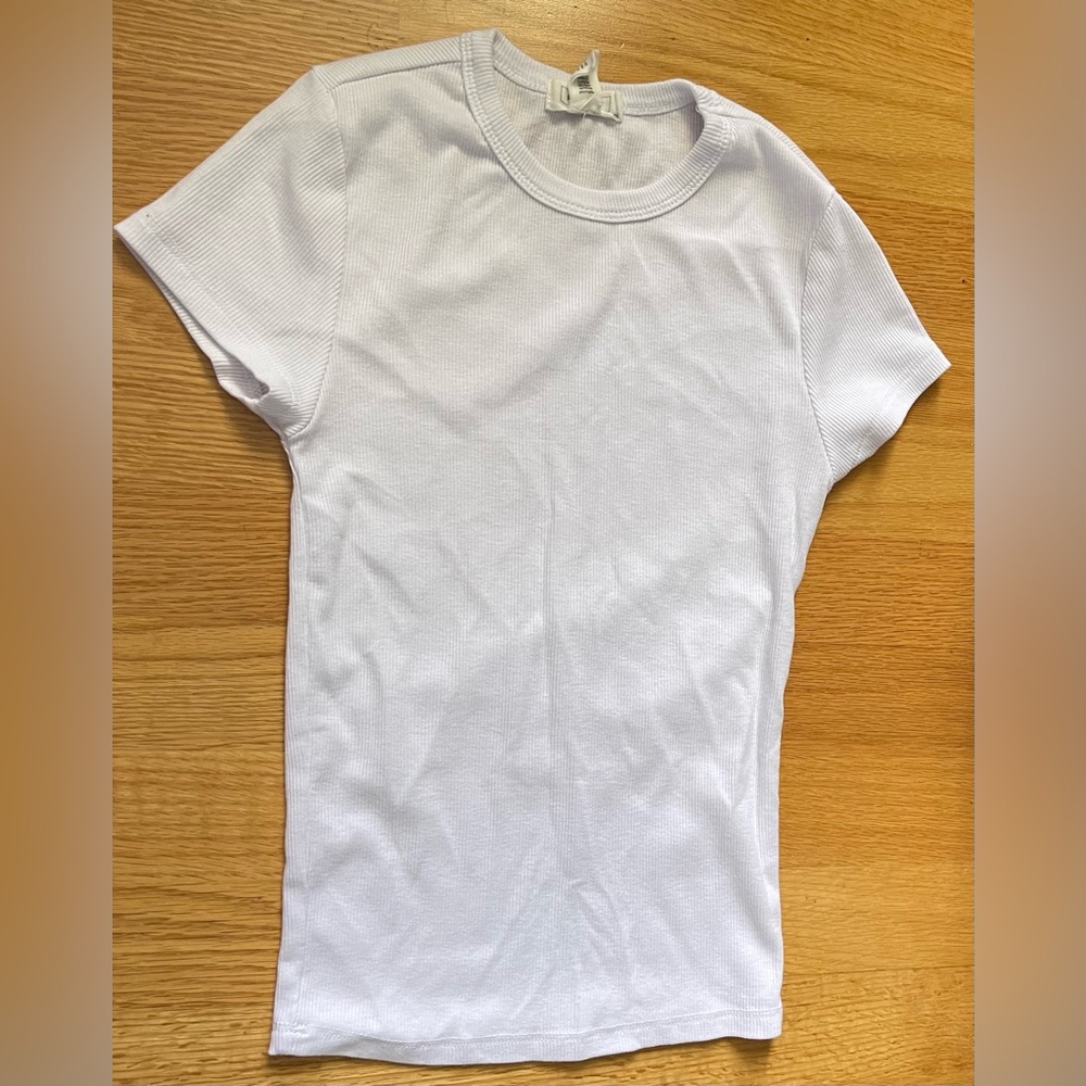 white slim ribbed tee - size xs